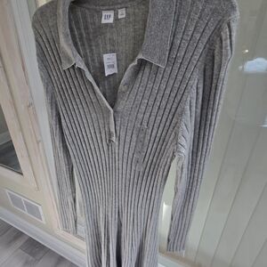 GAP Gray Ribbed Knit Long Sleeve Dress